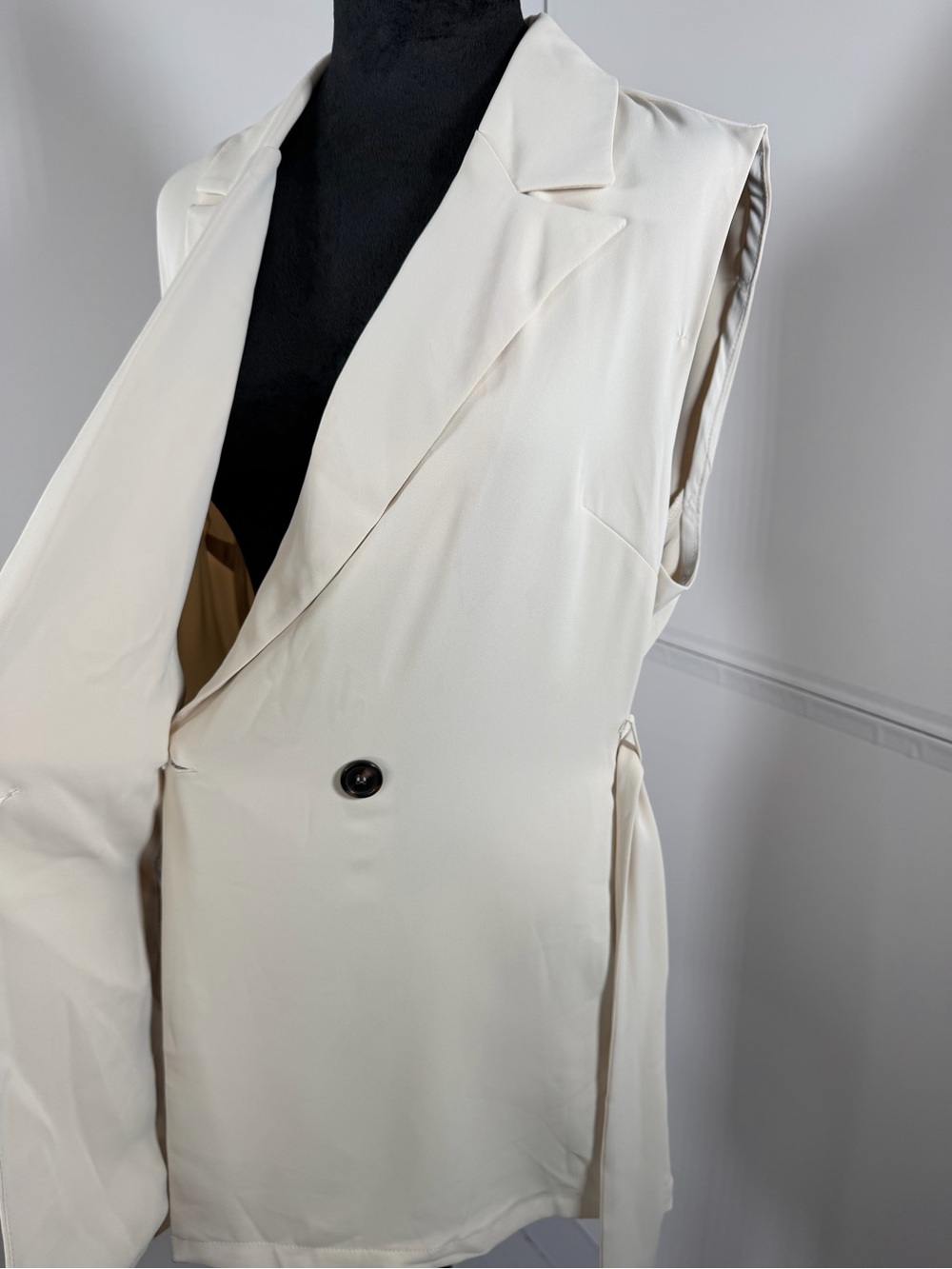 NWT Melloday Ivory Sleeveless Longline Blazer Vest Tie Waist Size Medium - Picture 8 of 11